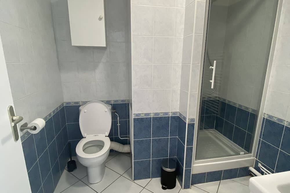 Appartement entier, Hyper centre appartement refait à neuf / Parking couvert privé/ terrasse et Wifi in Clermont-Ferrand, Parc naturel régional des Volcans d'Auvergne