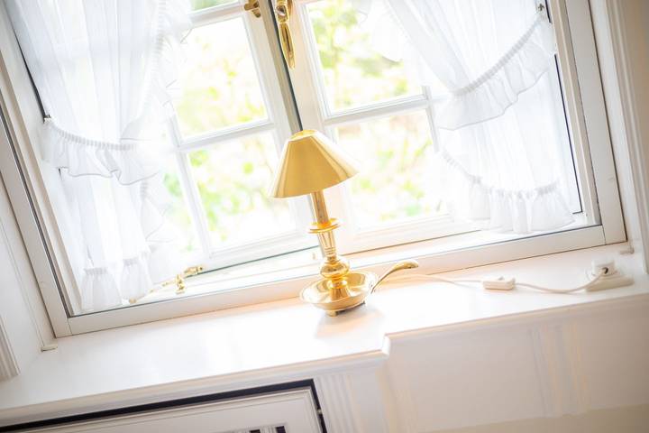 Ganze Wohnung, Sehr schöne Erdgeschosswohnung auf einer Ebene in einer reetgedeckten Wohnanlage in Keitum, Sylt (Gemeinde)