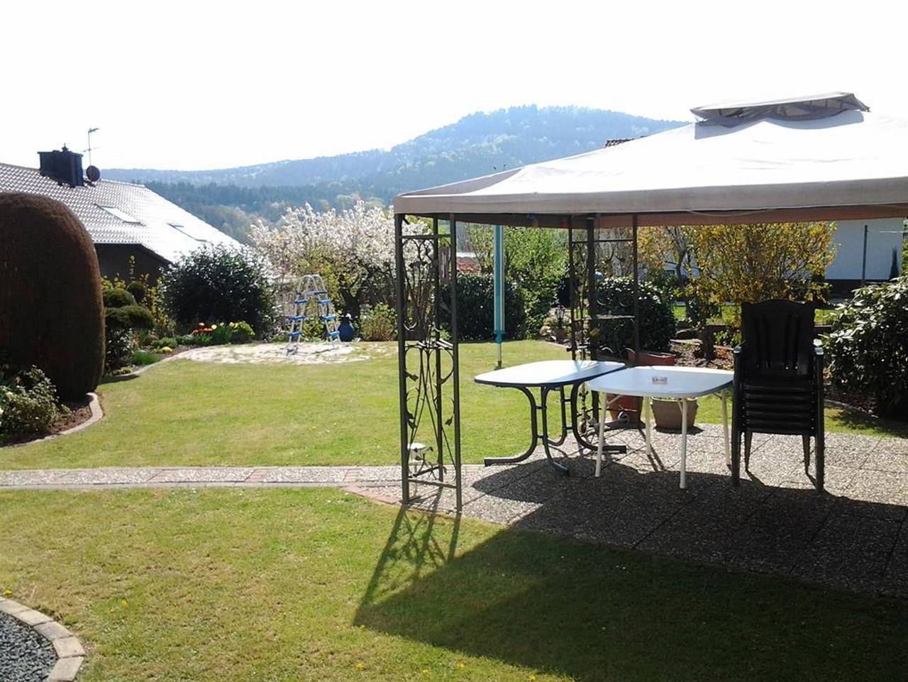 Privatzimmer Haus Waldblick - Doppelzimmer Dusche/Wc in Silz (Pfalz), Trifelsland