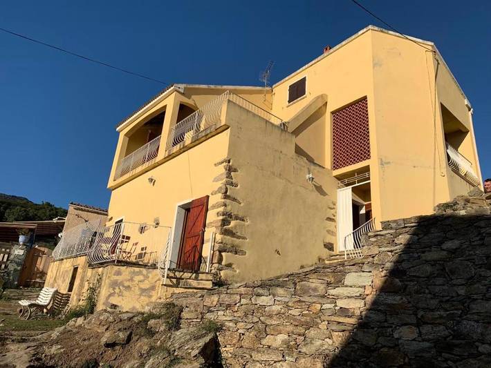 Location de vacances pour 7 personnes, avec vue et balcon à Santo-Pietro-di-Tenda - 2