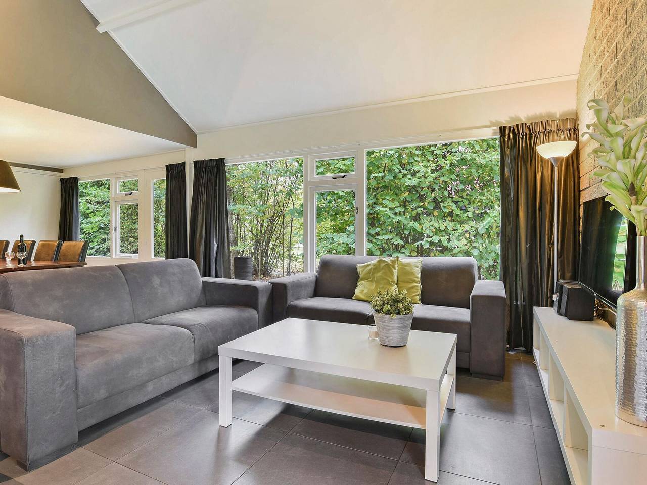 Barrierefreie Villa am See in Drenthe