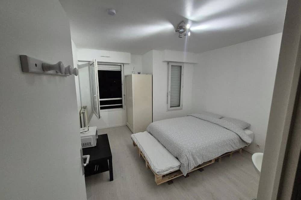 Entire apartment, Ideal student apartment in Bussy-Saint-Georges, Seine-et-Marne