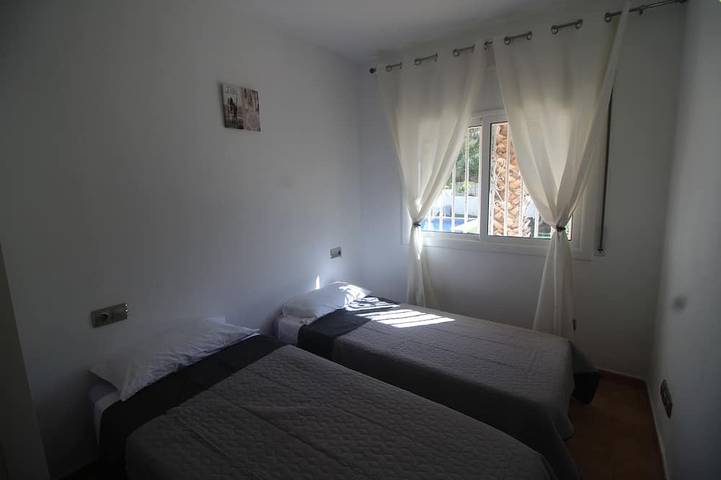 Villa De Vacances A 4 Km De La Plage (Familles) Piscine Privée 12 Pax in Lloret de Mar, Costa Brava