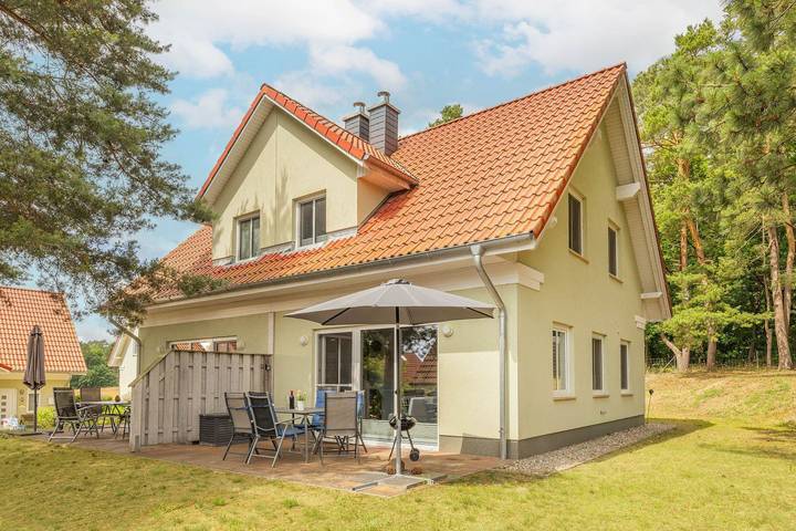 Ferienhaus für 5 Personen, mit Terrasse und Garten in Zirchow