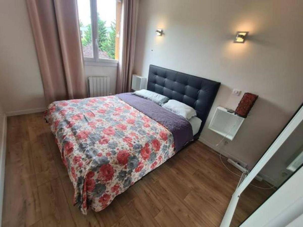 Appartement entier, Sunny and renovated flat in secure residence in La Garenne-Colombes, Hauts-de-Seine