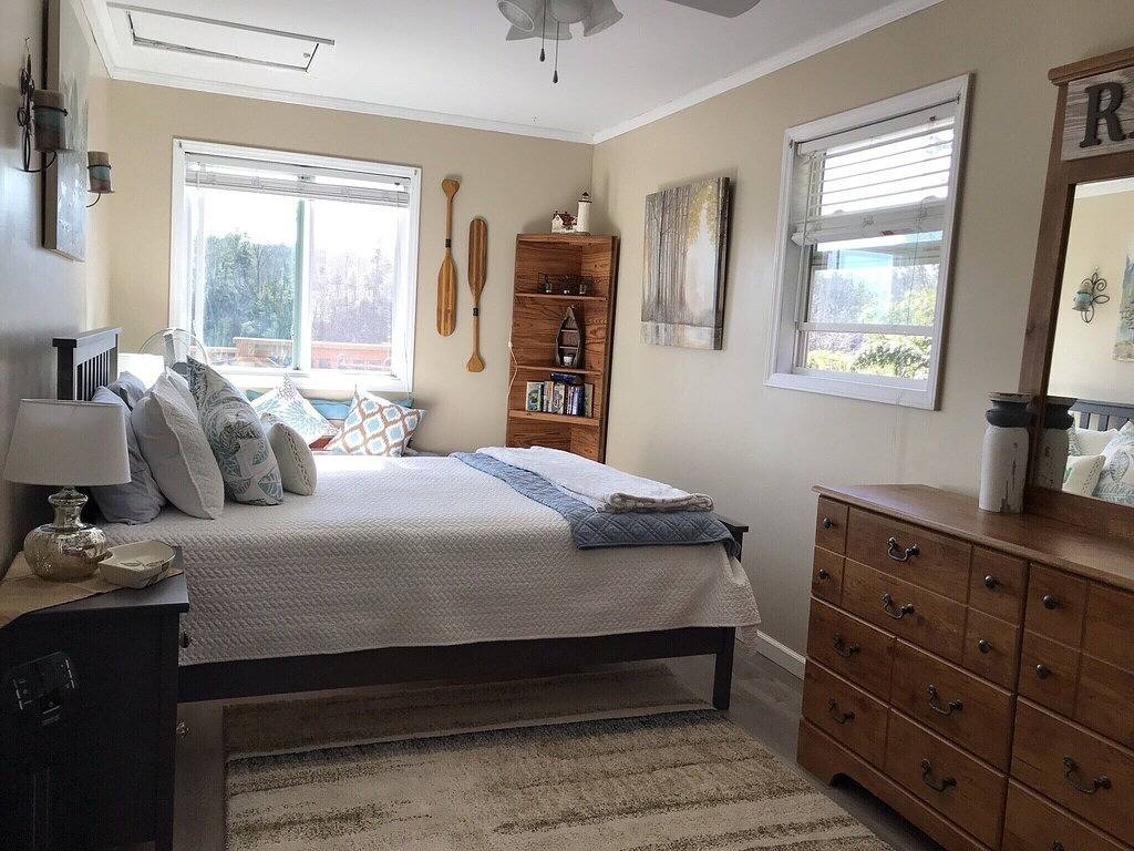 Ganze Wohnung, Friedliche Seeseite Ruhe in Northlakes, Caldwell County