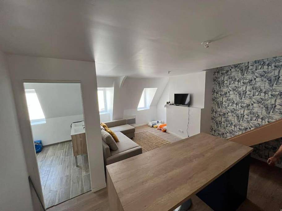 Appartement entier, One-Bedroom Apartment in Auxonne, Région de Dijon