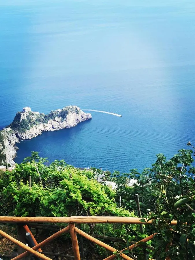 Casa vacanza per 2 persone, con panorama e piscina nonché giardino - 1