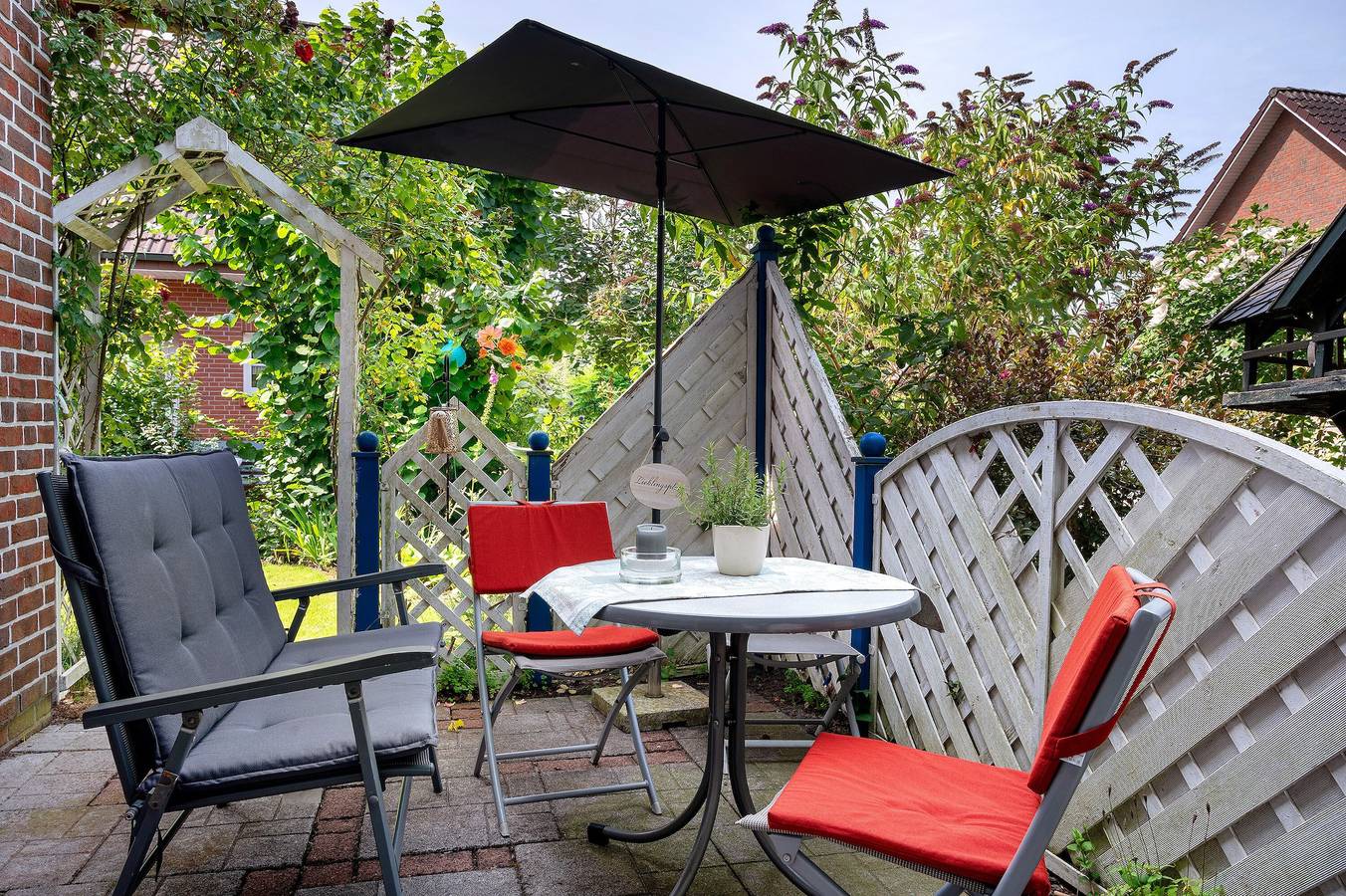 Ganze Wohnung, Ferienwohnung 'Inge Huus' mit privater Terrasse, privatem Garten und Wlan in Hude (Oldenburg), Naturpark Wildeshauser Geest