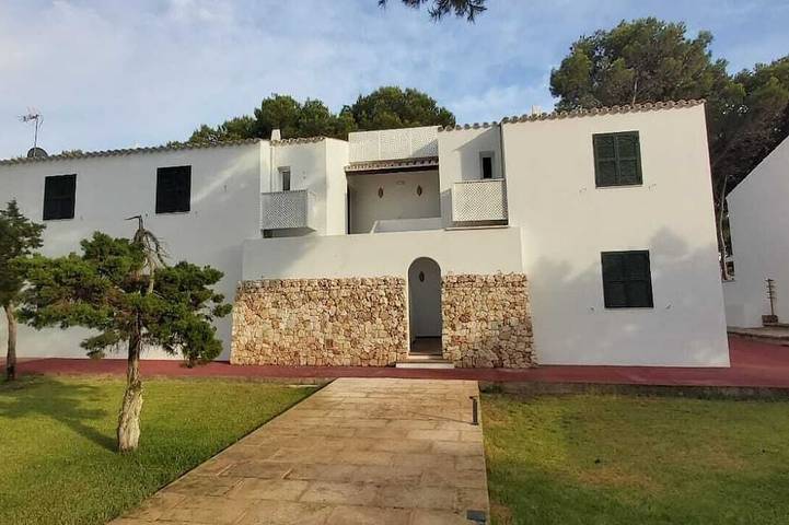 Holiday apartment for 4 people, with garden and balcony as well as pool - 1