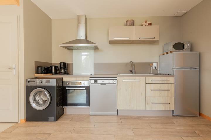 Ferienhaus 'Gite Clémentine' mit privater Terrasse, Gemeinschaftsgarten und WLAN in Baromesnil, Dieppe und Umgebung