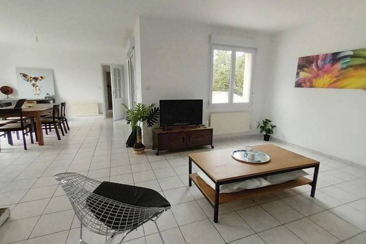 Location de vacances pour 6 personnes, avec jardin et terrasse à Saint-Herblon - 3