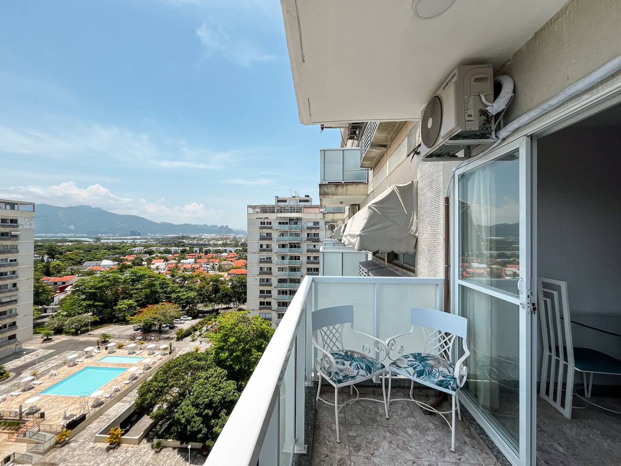 Entire apartment, Apartment in Barra with pool | Vlm907 in Barra da Tijuca, Rio de Janeiro