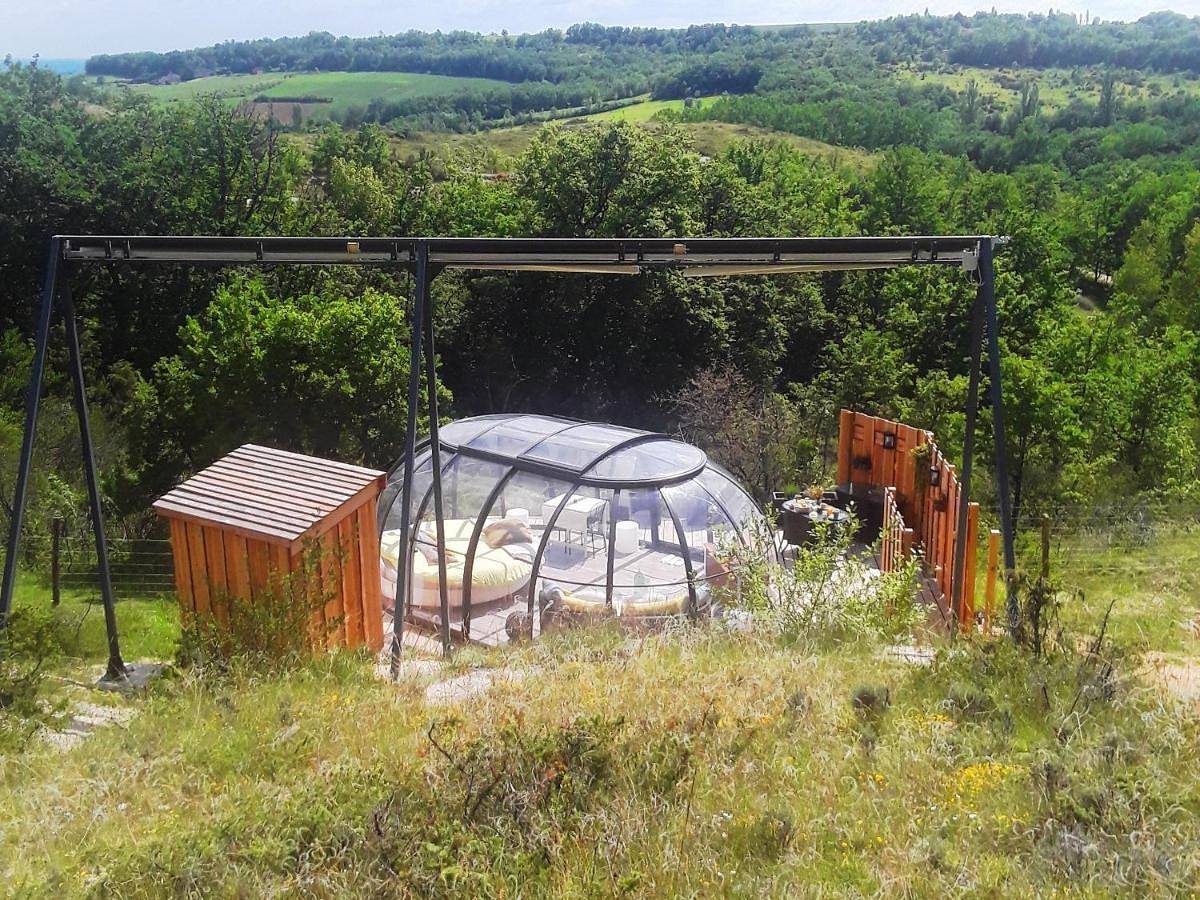 Small Double Room in Labastide-de-Penne, Quercy