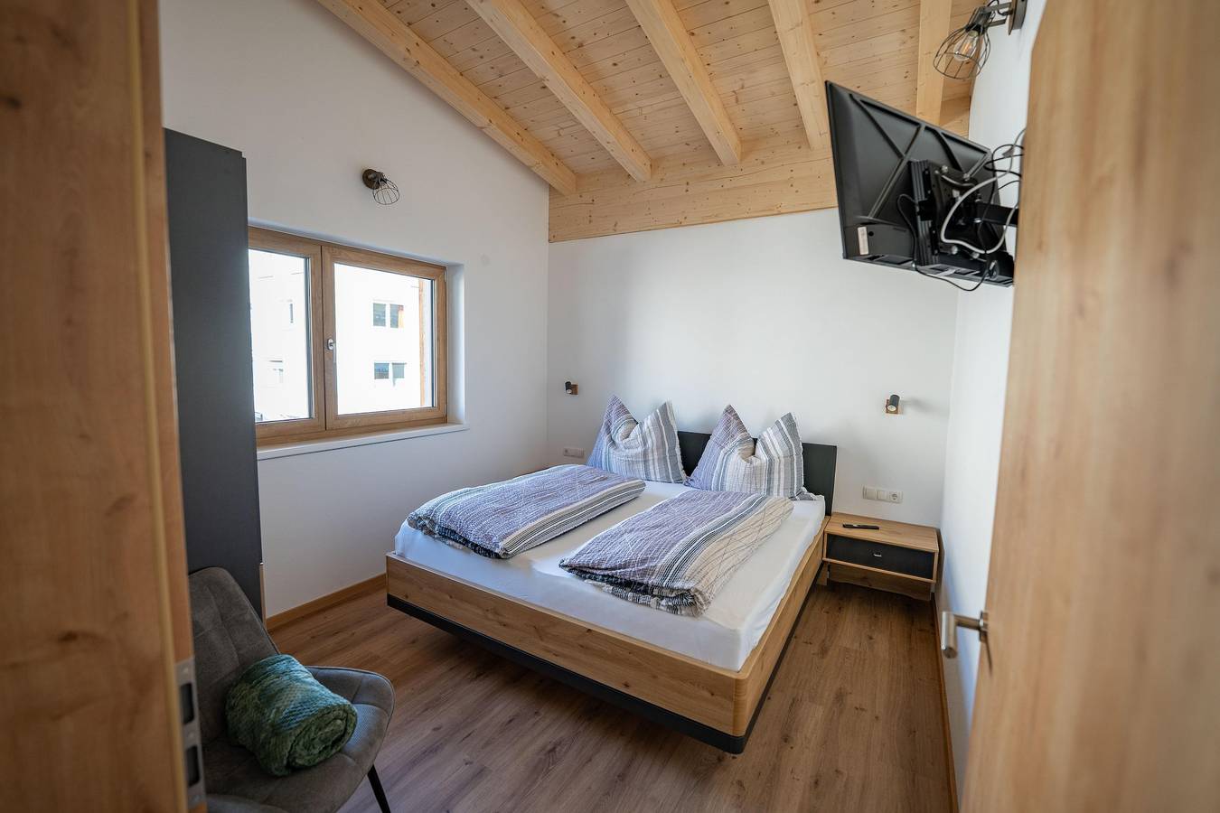 Ganze Ferienwohnung, Appartement/Fewo in Hochoetz, Oetz