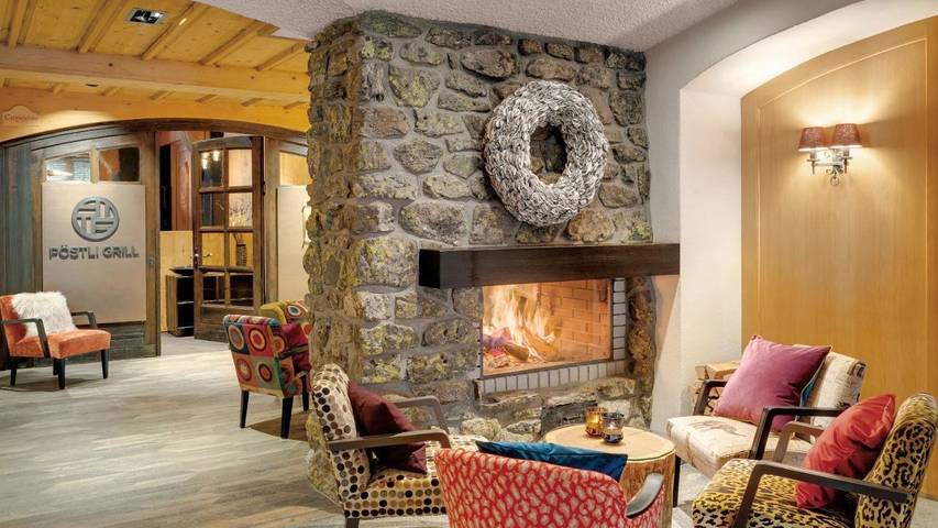 Hôtel pour 2 personnes, avec piscine ainsi que sauna et terrasse