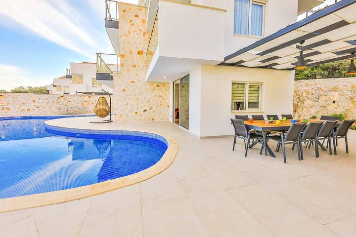 Villa für 10 Personen mit Balkon in Kaş, Saklıkent