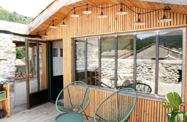 Gîte pour 2 personnes, avec terrasse à Génolhac