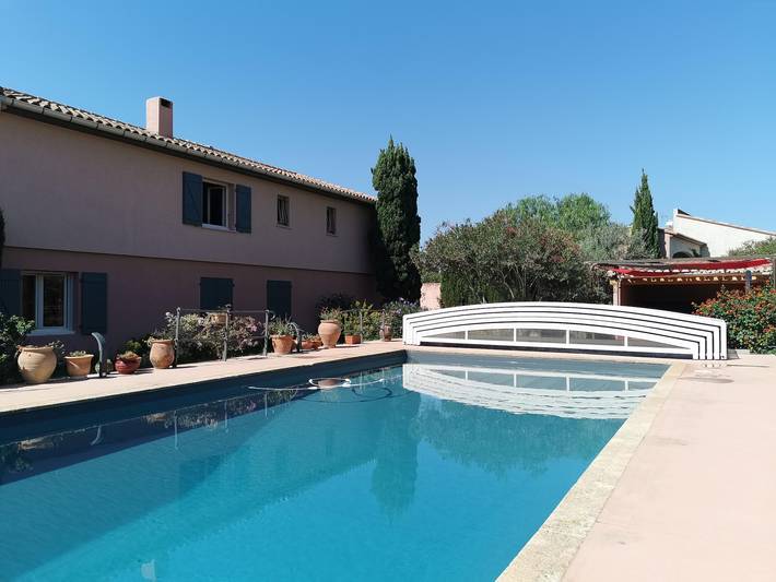 Maison de vacances pour 4 personnes, avec Terrasse ainsi que Jardin et Piscine à Rivesaltes