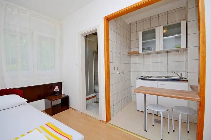 Apartament wakacyjny dla 2 osób, z taras, zwierzęta dozwolone w Gradac