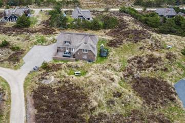 Ferienhaus für 12 Personen, mit Whirlpool und Terrasse sowie Sauna, mit Haustier in Blavand
