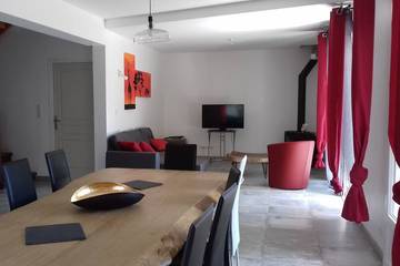 Location de vacances pour 10 personnes, avec balcon et jardin à Sainte-Eulalie-en-Born