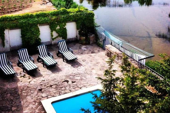 Gîte pour 6 personnes, avec Balcon et Jardin