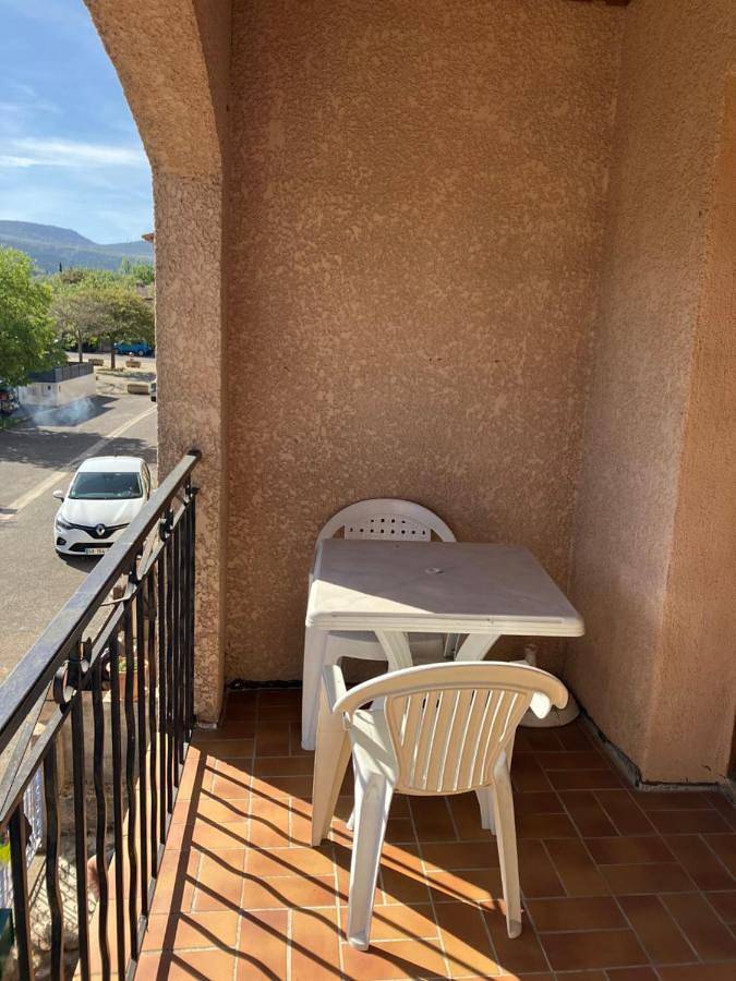 Gîte pour 5 personnes, avec terrasse et vue dans Office de Tourisme des Salles sur Verdon - 3