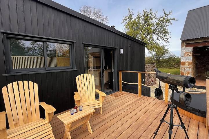 Gîte pour 2 personnes, avec jacuzzi et jardin dans Ronfeugerai - 4