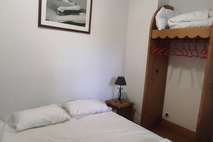 Appartement entier, Appartement 5 Pers. avec Piscine à Super-Besse in Super Besse, Besse-et-Saint-Anastaise
