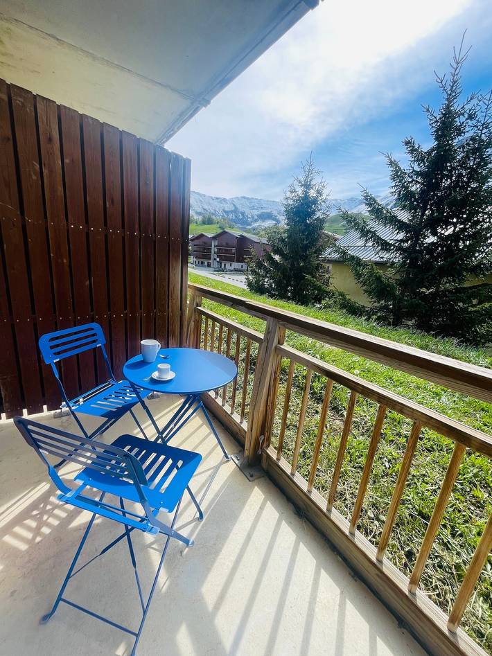 Appartement entier, Appartement 'Albiez 4 à 6 personnes' avec vue montagne et balcon in Col du Mollard, Albiez-Montrond