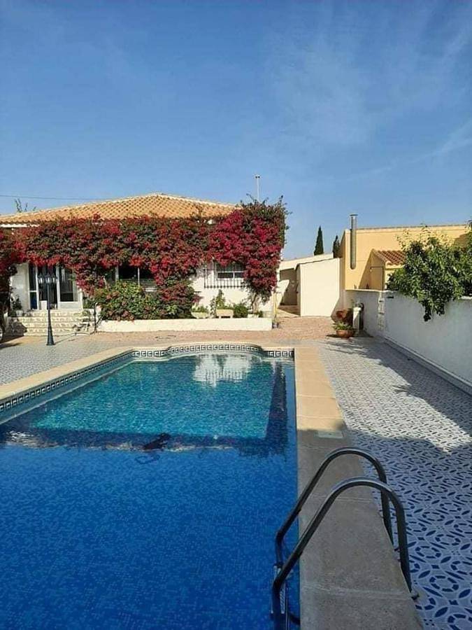 Villa voor 6 personen, with Terras and Tuin as well as Zwembad in Pilar de la Horadada