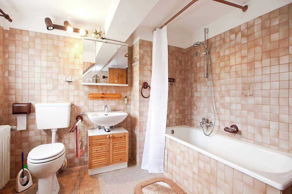 Ganze Wohnung, Geräumige Wohnung in Dachsberg-Urberg in Dachsberg, Südschwarzwald