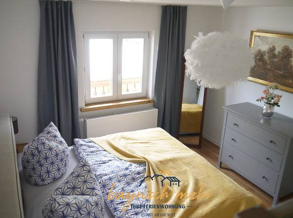 Ganze Ferienwohnung, Ihre Ferienwohnung bayrisch mehr... - Ferienwohnung mit 2 separaten Schlafzimmern, 100 m² in Gstadt am Chiemsee, Chiemsee