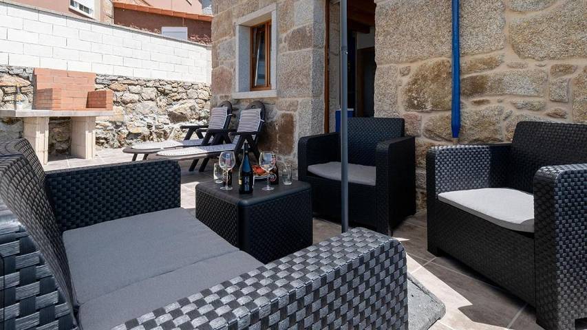 Location de vacances pour 3 personnes, avec jardin ainsi que vue et terrasse à Carnota - 4