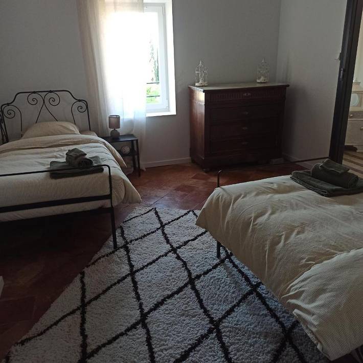 Gîte pour 6 personnes à Quarante - 2