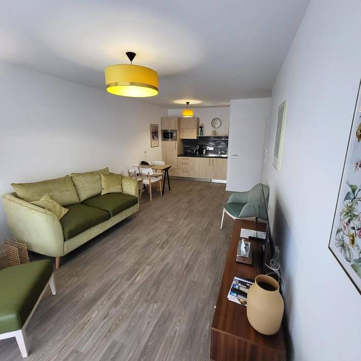 Location de vacances pour 2 personnes, avec vue et piscine ainsi que sauna et jardin à Provins - 3