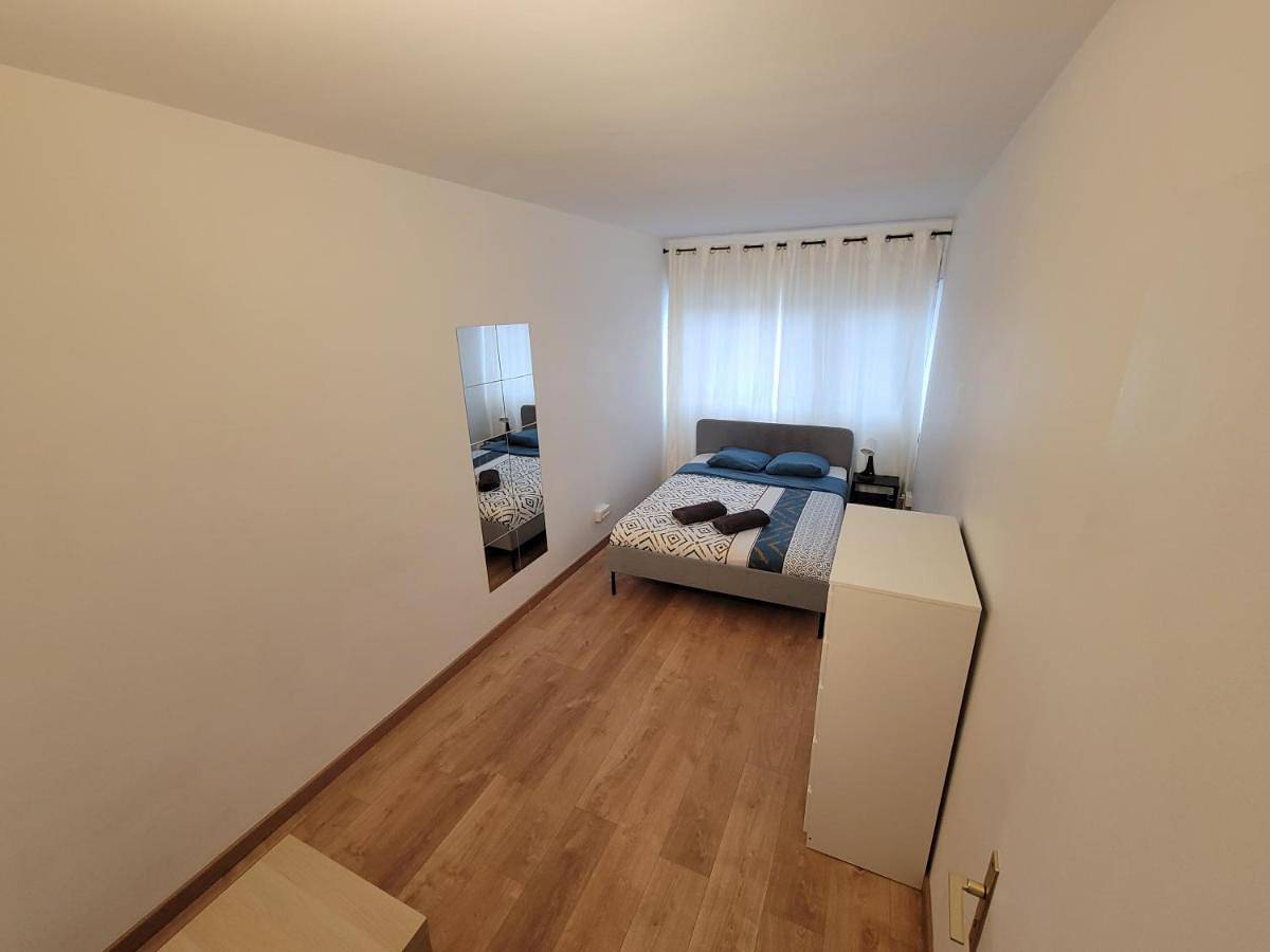 Appartement entier, Beautiful & cosy 3 bedrooms full accommodation in Ris-Orangis, Essonne
