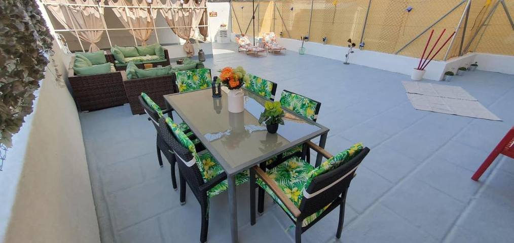 Ferienwohnung für 8 Personen, mit Balkon und Terrasse sowie Ausblick