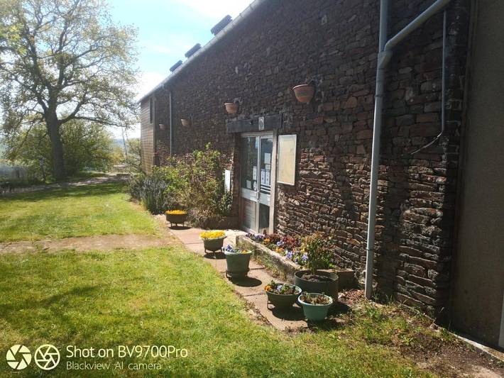 Location de vacances pour 3 personnes, avec Terrasse ainsi que Jardin et Vue à Pont-d'Ouilly