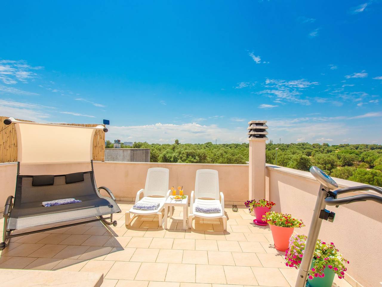 Ganze Wohnung, Die Wolke auf den Pedalen in Carovigno, Salento