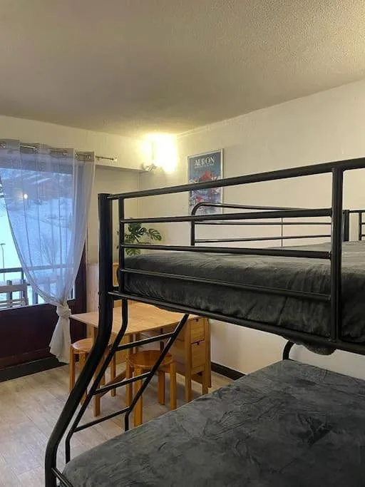 Apartamento de vacaciones para 5 personas, con vistas y balcón - 1