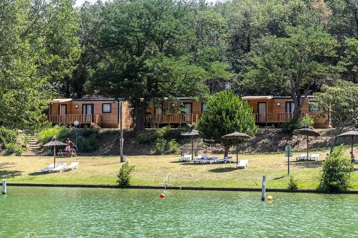 Mobil home pour 4 personnes, avec terrasse et piscine à Vinça - 2