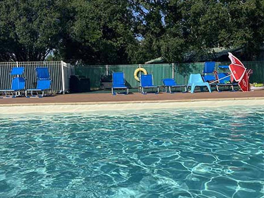 Camping für 6 Personen in Méjannes-le-Clap, Alès und Umgebung