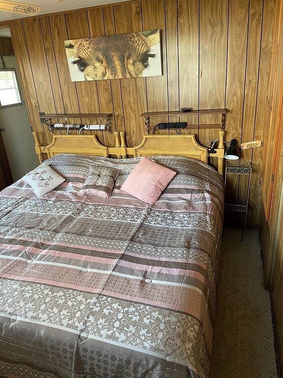 Retreat for tournament fishermen and hunters. in Lake Okeechobee