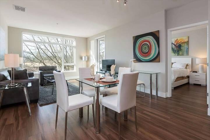 Vacation rental for 5 people, with pool and terrace, with pets in Mountain View