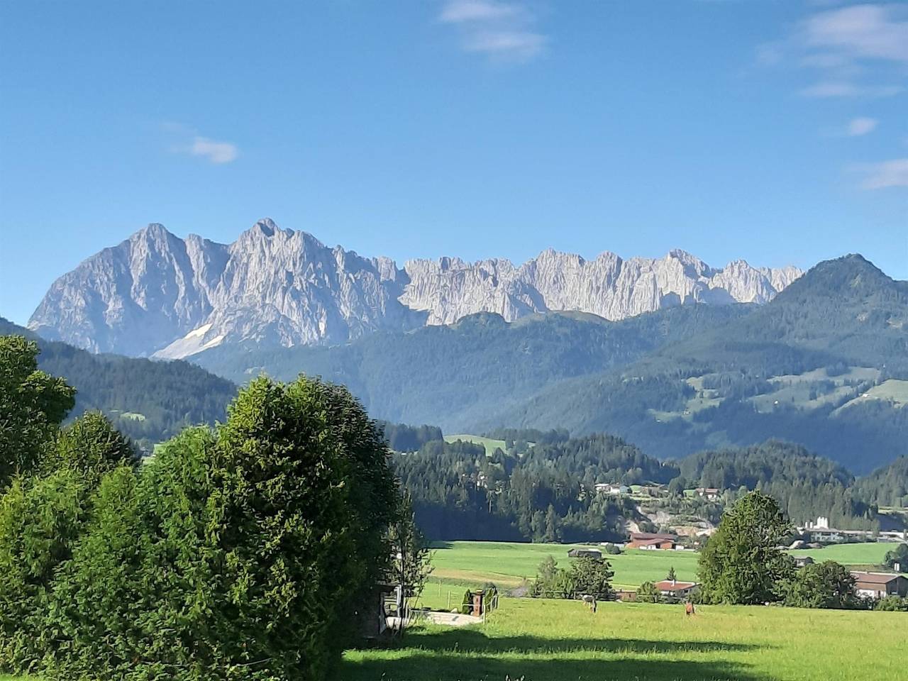 Ganze Ferienwohnung, Appartement Eg, Balkon - 2 Schlafräume in Kössen, Kaisergebirge