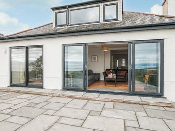 Holiday Rental for 6 People in Pwllheli, Gwynedd, Photo 1