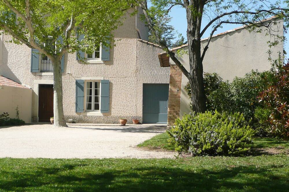 Charming Provençal House Near Avignon (label 3 clés Clevacances) - in Jonquerettes, Vaucluse