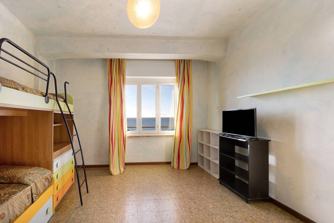 Casa vacanze "Casa Fronte mare" con vista sul mare in Taggia  (Città), Taggia